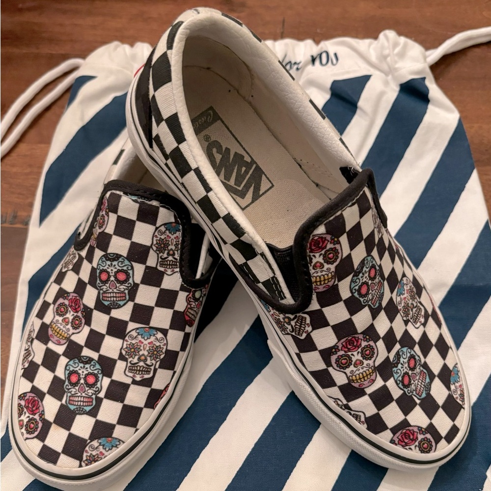 Custom Vans size 6.5